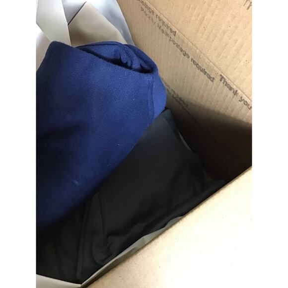 Women’s 5lb Box  Mixed lot of assorted Clothing XS/Sm  NWT-GUC - Picture 4 of 7